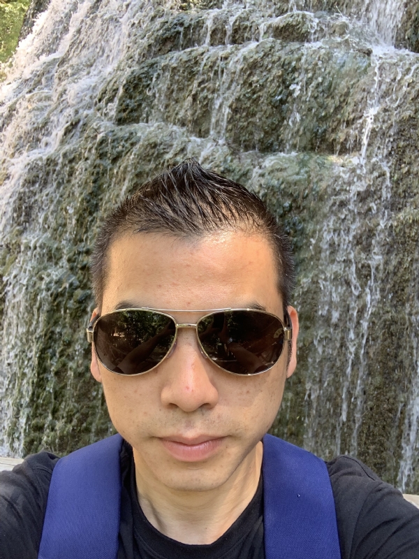 高兴的第二张照片--邵武征婚网