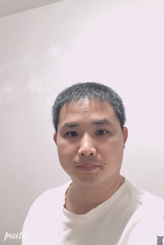 小梁的第一张照片--邵武征婚网