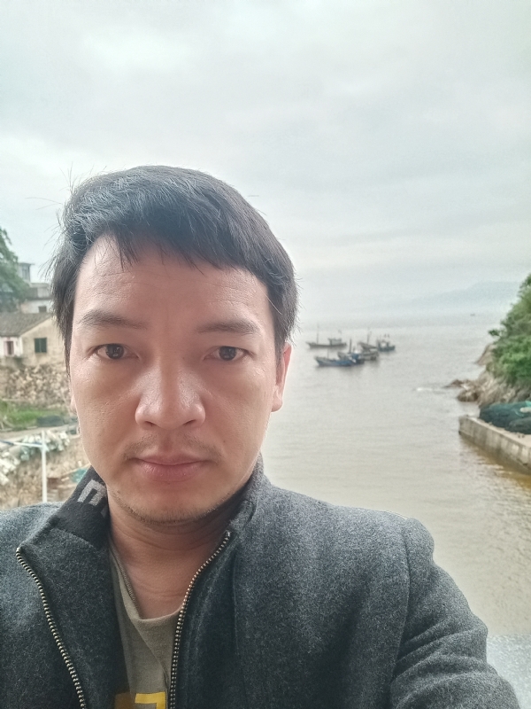啊亮的第一张照片--邵武征婚网