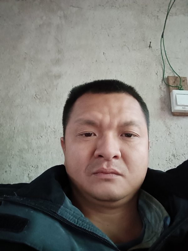 兰成龙的第二张照片--邵武征婚网