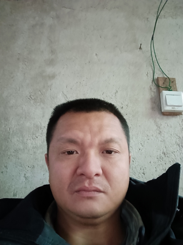 兰成龙的第三张照片--邵武征婚网