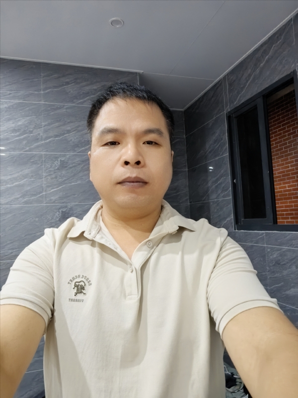 刘两水的第一张照片--邵武征婚网